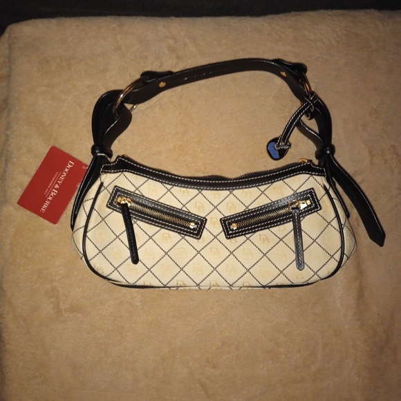 NWT Dooney & Bourke Moon Bag - Picture 3 of 14